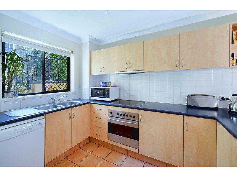 59 Eugaree Street, Southport QLD 4215