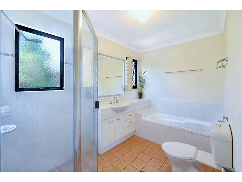 59 Eugaree Street, Southport QLD 4215