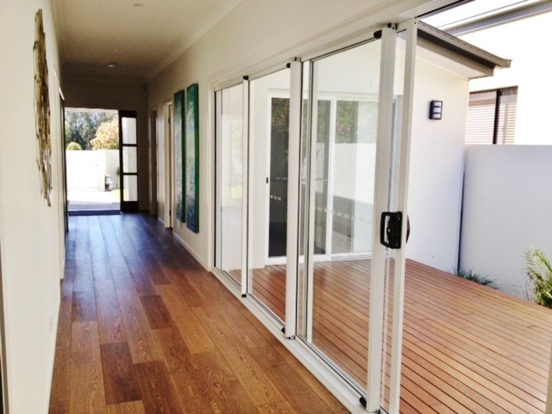 53 Fairway Drive, Clear Island Waters QLD 4226