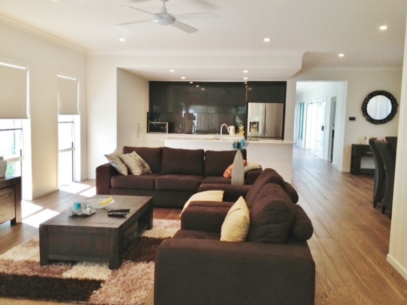 53 Fairway Drive, Clear Island Waters QLD 4226