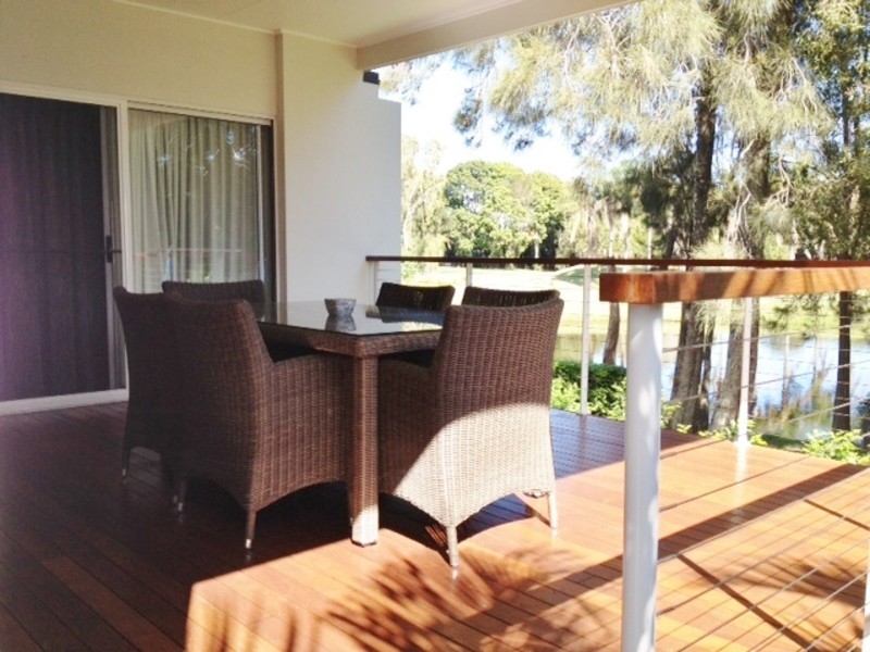 53 Fairway Drive, Clear Island Waters QLD 4226