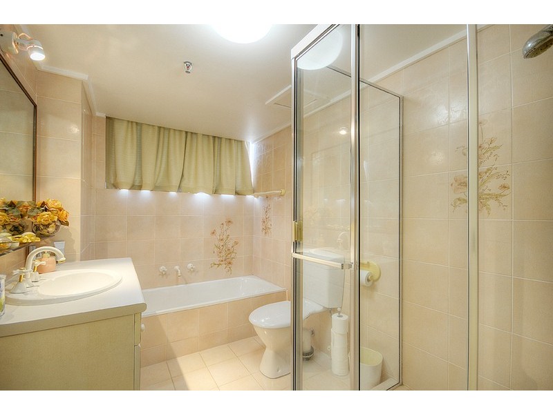 80 The Esplanade, Surfers Paradise QLD 4217