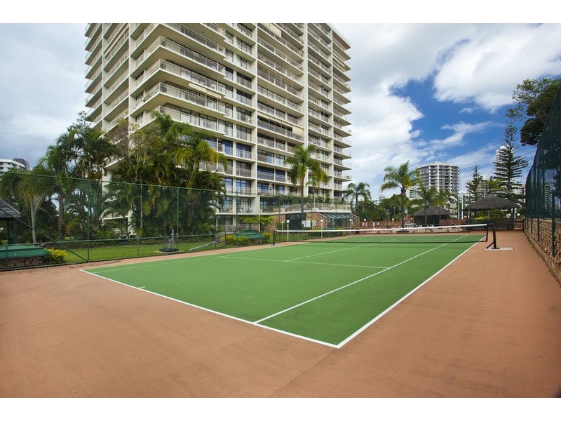 33 Thornton Street, Surfers Paradise QLD 4217