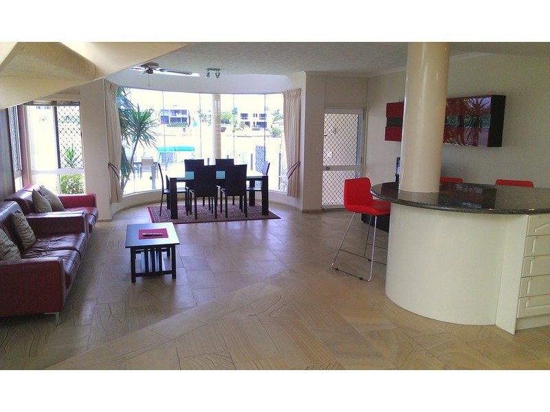 32A Sunset Boulevard, Surfers Paradise QLD 4217