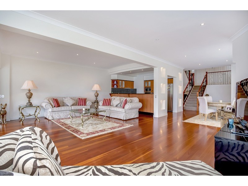 1/21 Sunrise Boulevard, Surfers Paradise QLD 4217