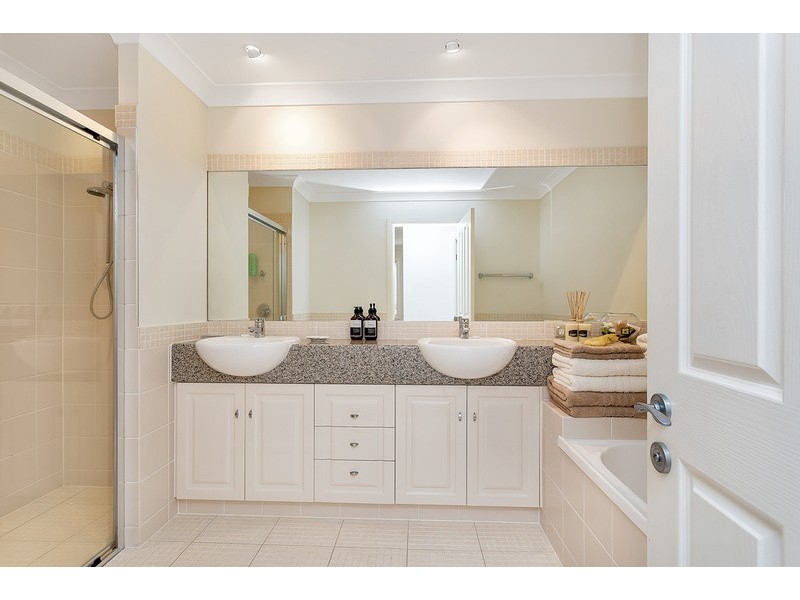 1/21 Sunrise Boulevard, Surfers Paradise QLD 4217