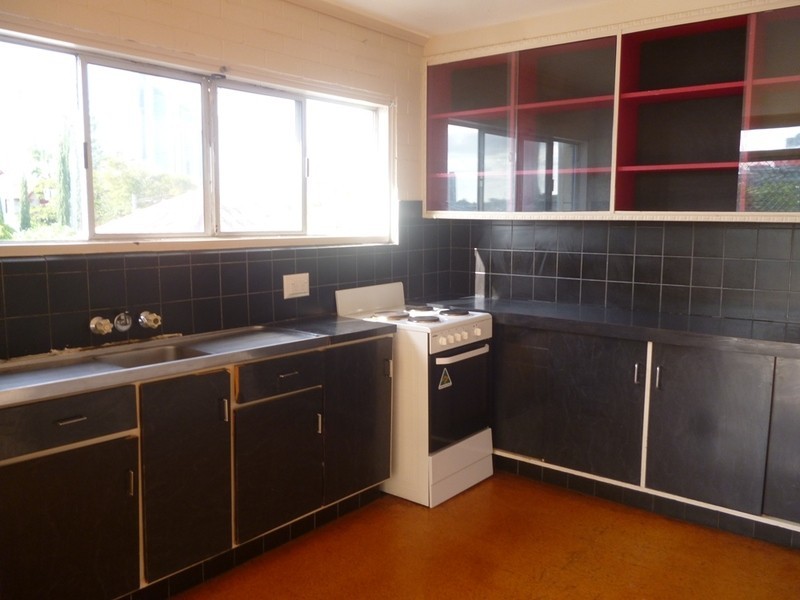 107 Stanhill Drive, Chevron Island QLD 4217
