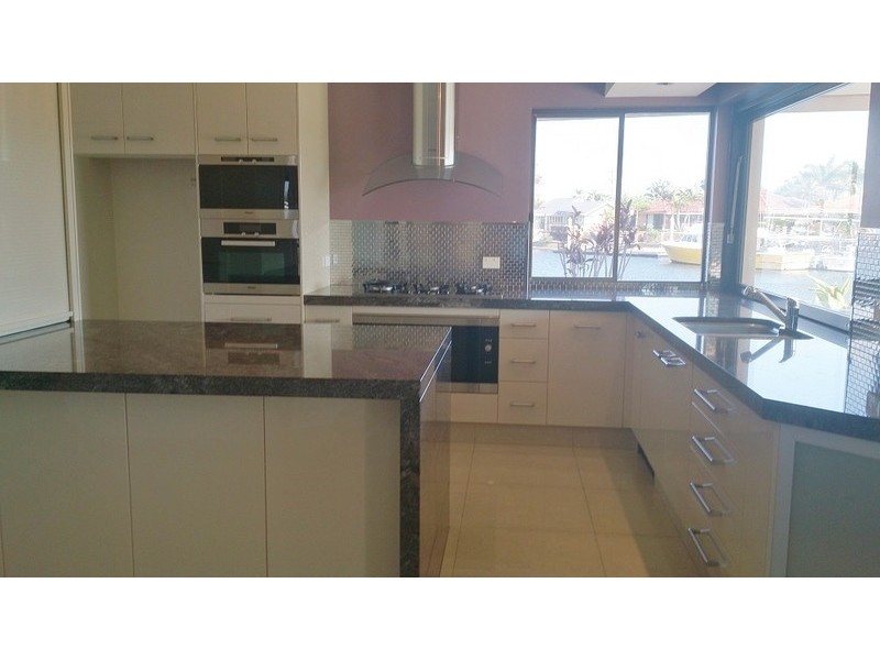 59 Daru Avenue, Runaway Bay QLD 4216