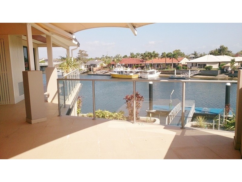 59 Daru Avenue, Runaway Bay QLD 4216