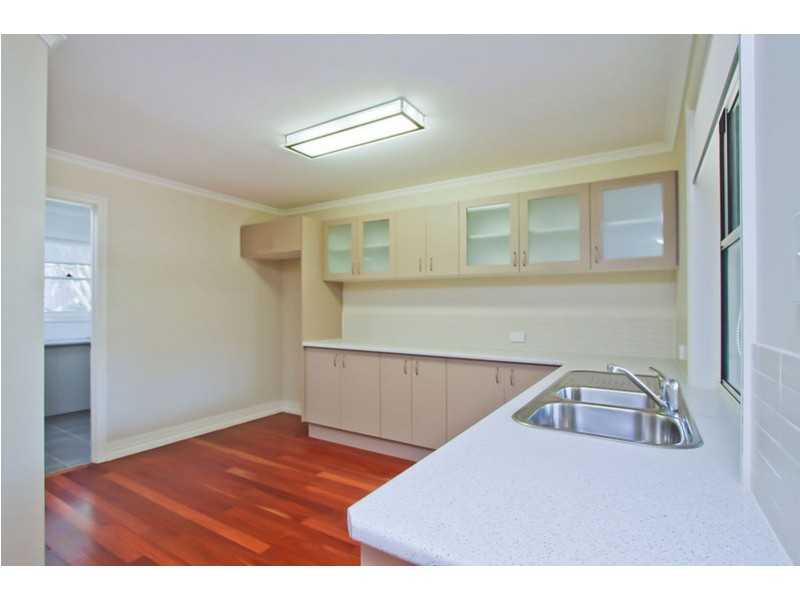 21 Mole Avenue, Southport QLD 4215