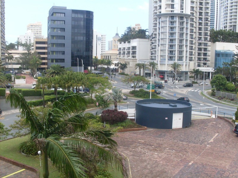 2 Riverview Parade, Surfers Paradise QLD 4217
