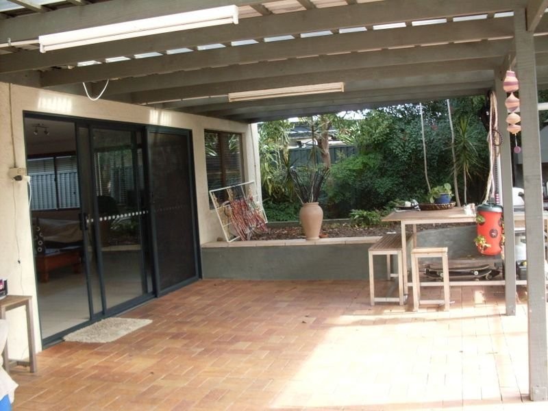 3 Allawah Street, Sorrento QLD 4217