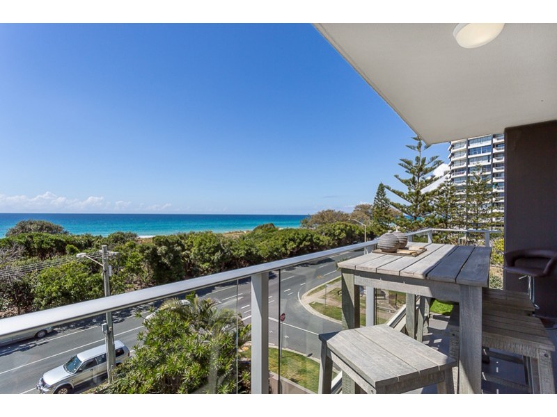 10/3508 Main Beach Parade, Main Beach QLD 4217