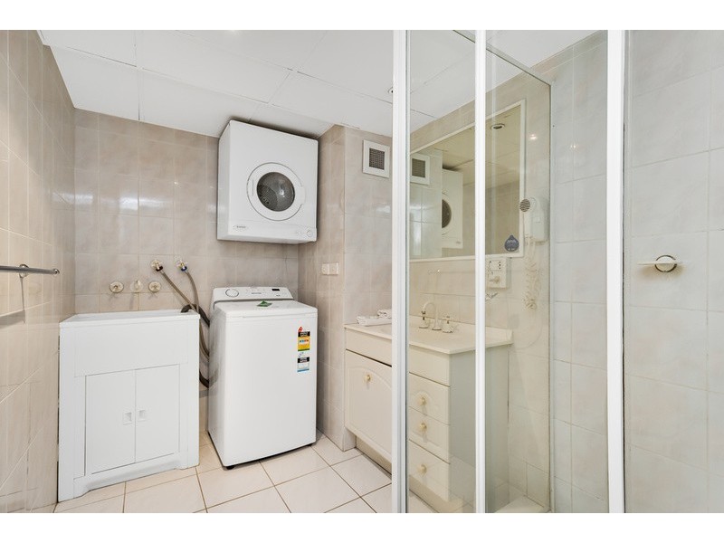 Unit 38/26 The Esplanade, Surfers Paradise QLD 4217