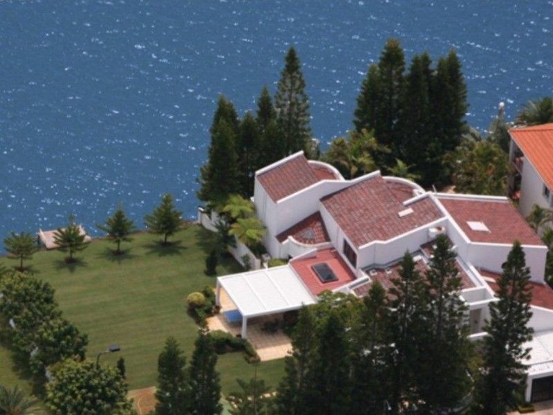 121 – 123 Commodore Drive, Paradise Waters QLD 4217