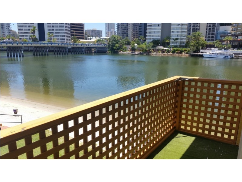 “Paradise Twelve”/29 Tarcoola Crescent, Surfers Paradise QLD 4217