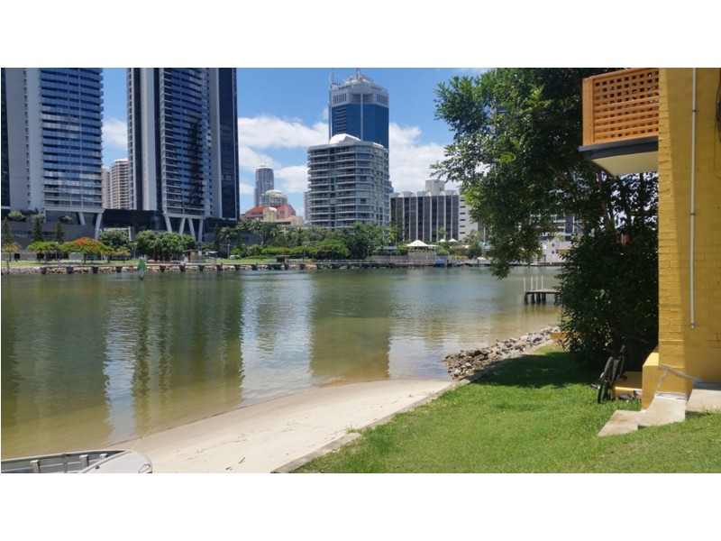 “Paradise Twelve”/29 Tarcoola Crescent, Surfers Paradise QLD 4217