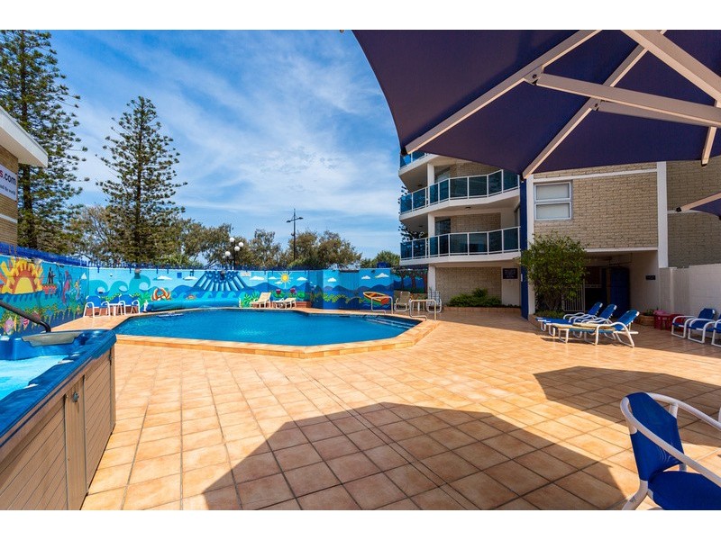 Unit 28 /’Grosvenor’ 26 The Esplanade, Surfers Paradise QLD 4217