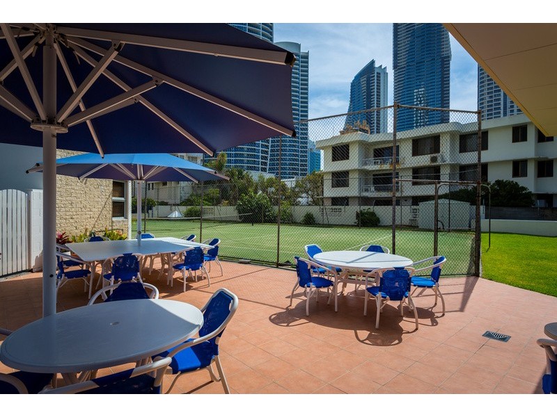 Unit 28 /’Grosvenor’ 26 The Esplanade, Surfers Paradise QLD 4217