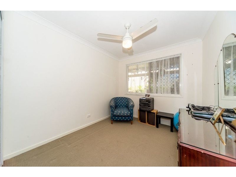 16 Jessica Court, Arundel QLD 4214