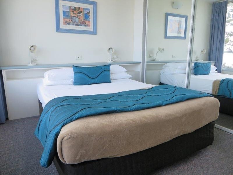44 The Esplanade, Surfers Paradise QLD 4217