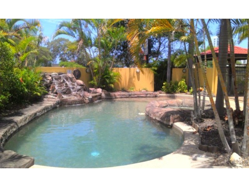 10 Bath Street, Labrador QLD 4215