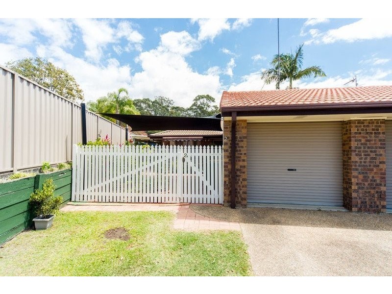 16 Jessica Court, Arundel QLD 4214