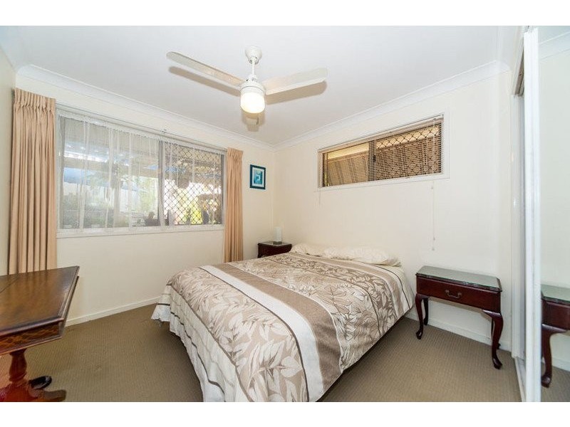 16 Jessica Court, Arundel QLD 4214