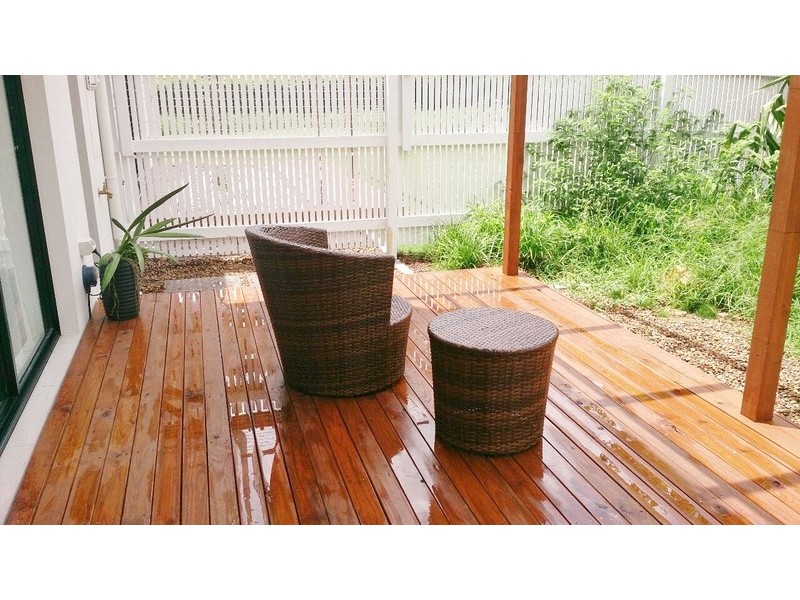 323 Bayview Street, Hollywell QLD 4216