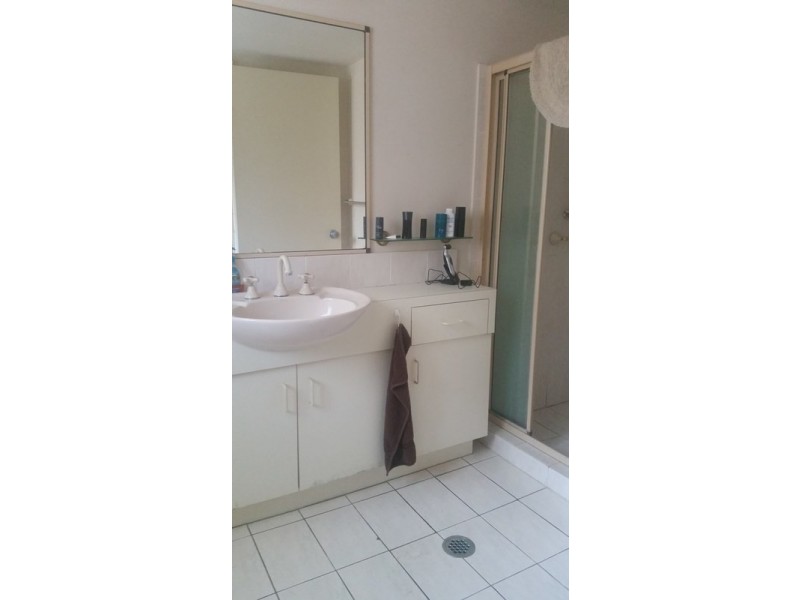 33 Old Burleigh Road, Surfers Paradise QLD 4217