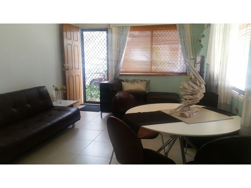 16 Sunrise Boulevard, Surfers Paradise QLD 4217