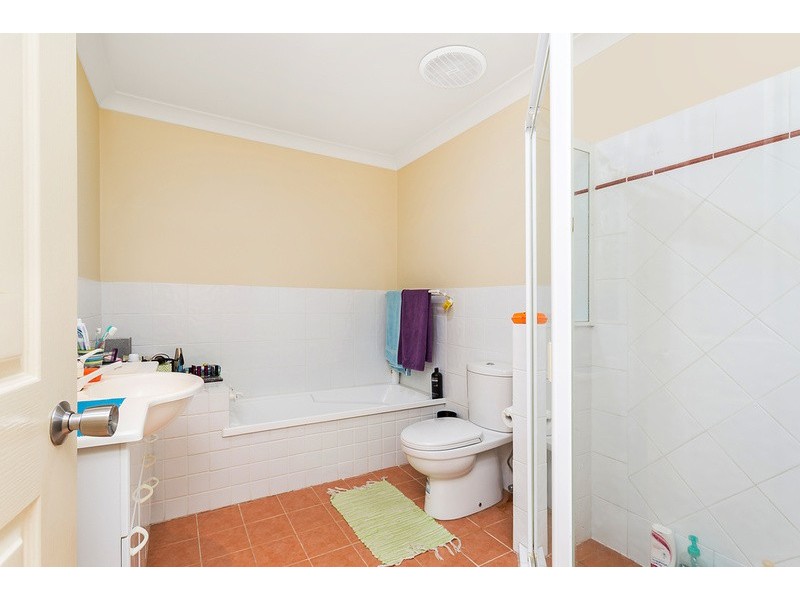 118 Ridgeway Avenue, Southport QLD 4215