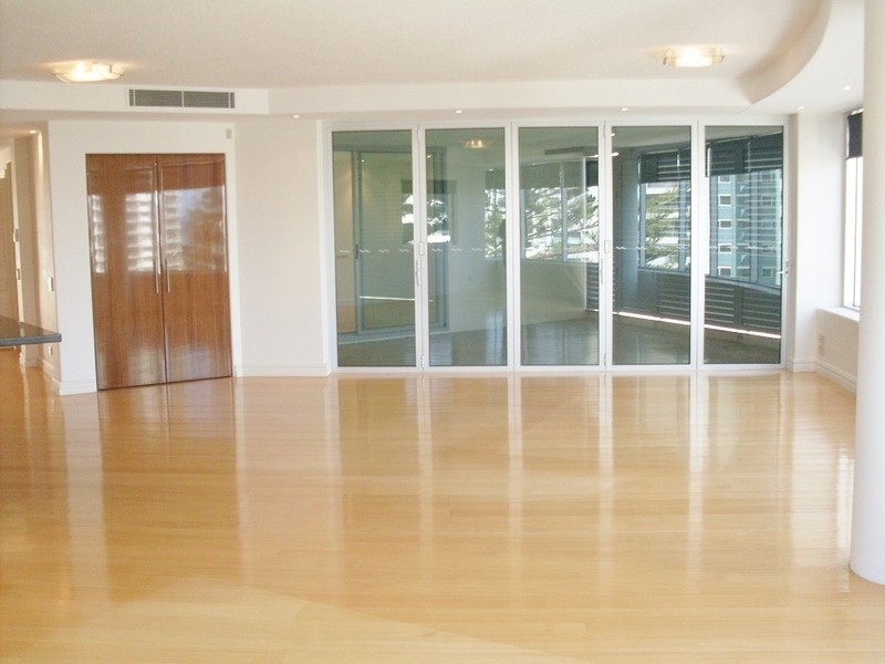 30 Garfield Terrace, Surfers Paradise QLD 4217