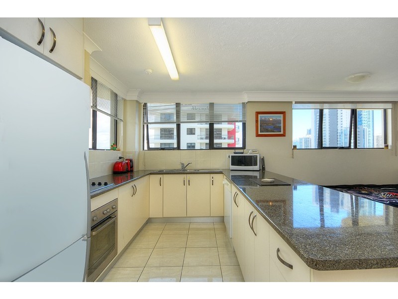 Aristocrat/19 Aubrey Street, Surfers Paradise QLD 4217