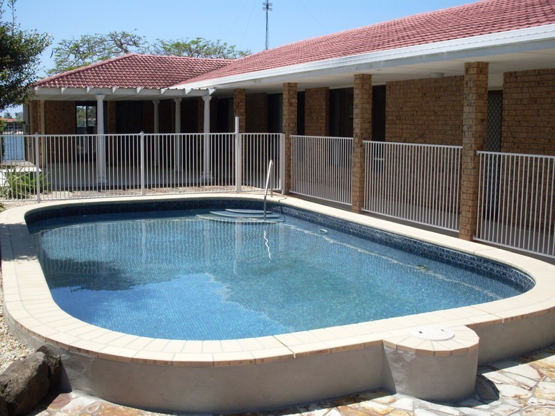 147 Campbell Street, Sorrento QLD 4217