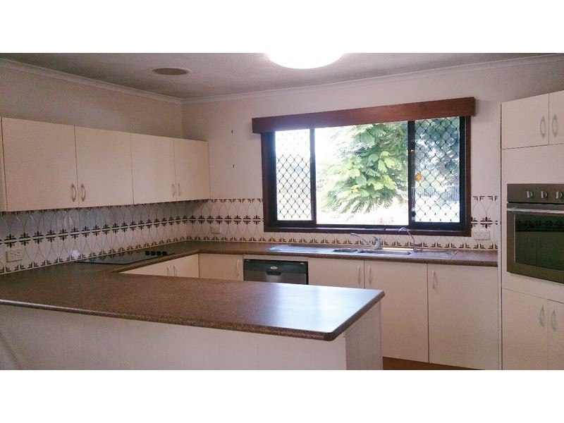 147 Campbell Street, Sorrento QLD 4217