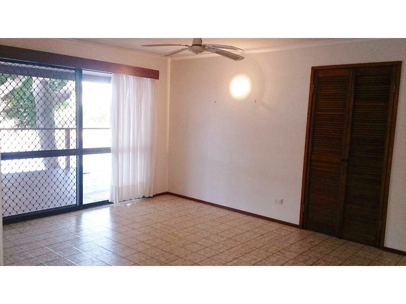 147 Campbell Street, Sorrento QLD 4217