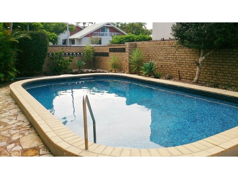 147 Campbell Street, Sorrento QLD 4217