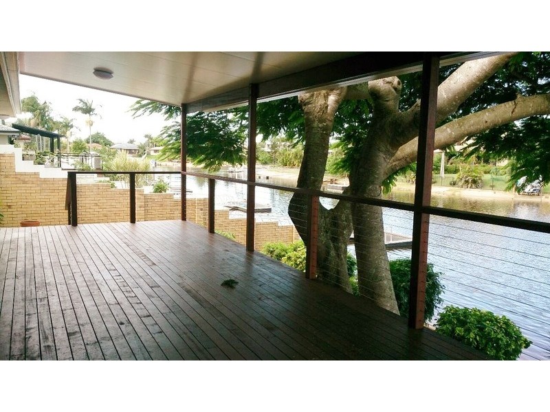 147 Campbell Street, Sorrento QLD 4217