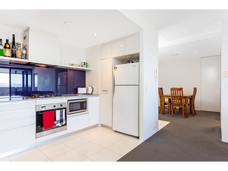 Circle on Cavil 9 Ferny Avenue, Surfers Paradise QLD 4217
