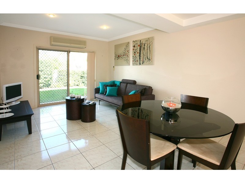 1 Balmoral Avenue, Sorrento QLD 4217