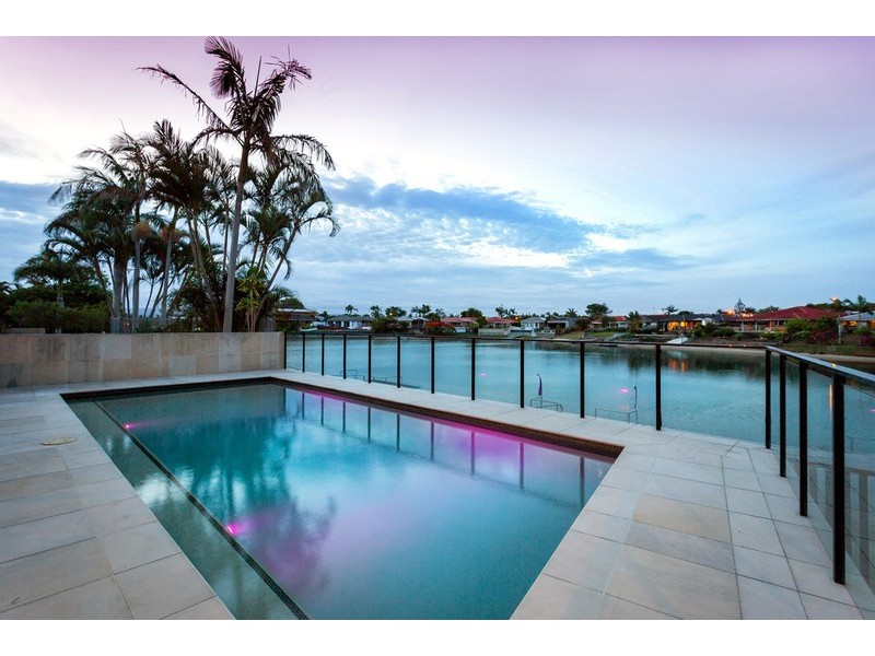 11 Boomerang Crescent, Sorrento QLD 4217