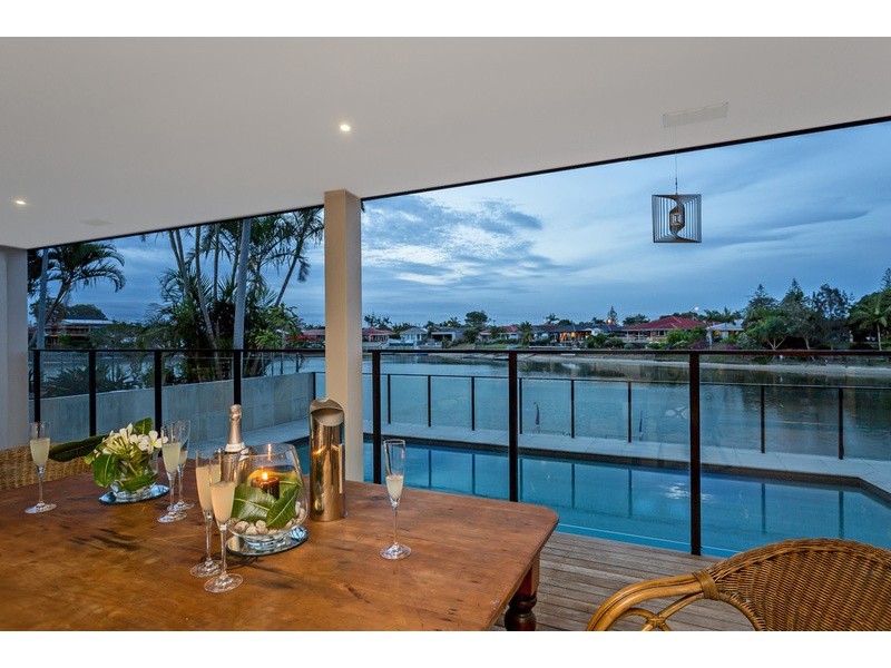 11 Boomerang Crescent, Sorrento QLD 4217