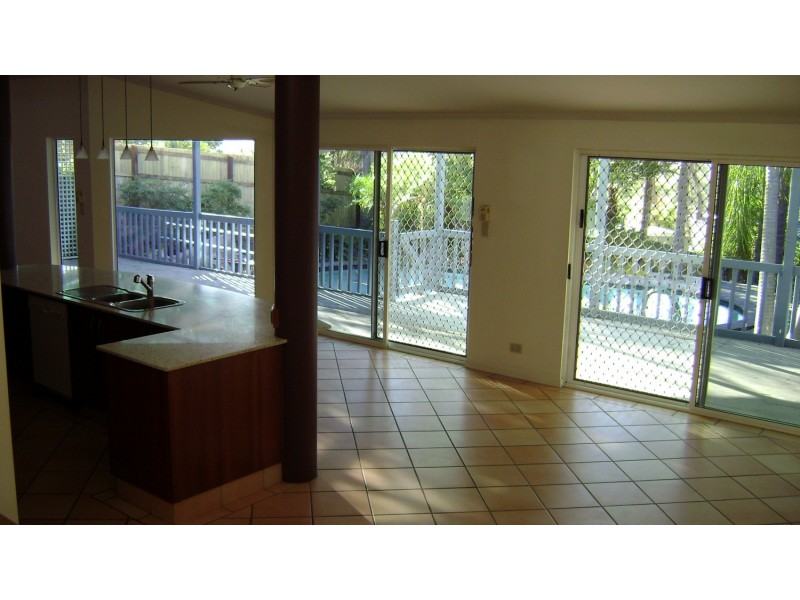 59 Adaminaby, Helensvale QLD 4212