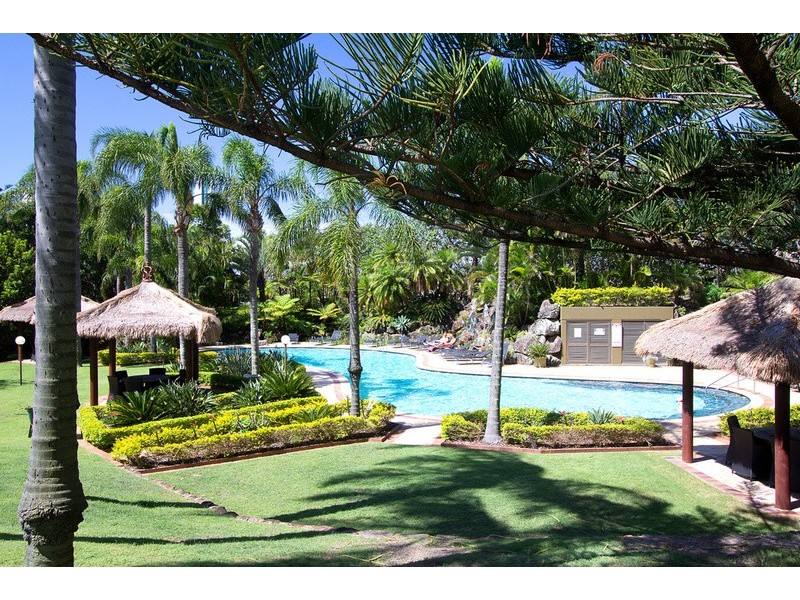 64/Atlantis West Admiralty Drive, Paradise Waters QLD 4217