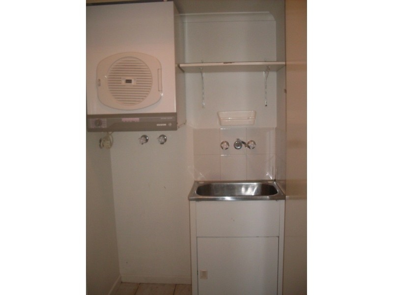 19 Markwell Avenue, Surfers Paradise QLD 4217