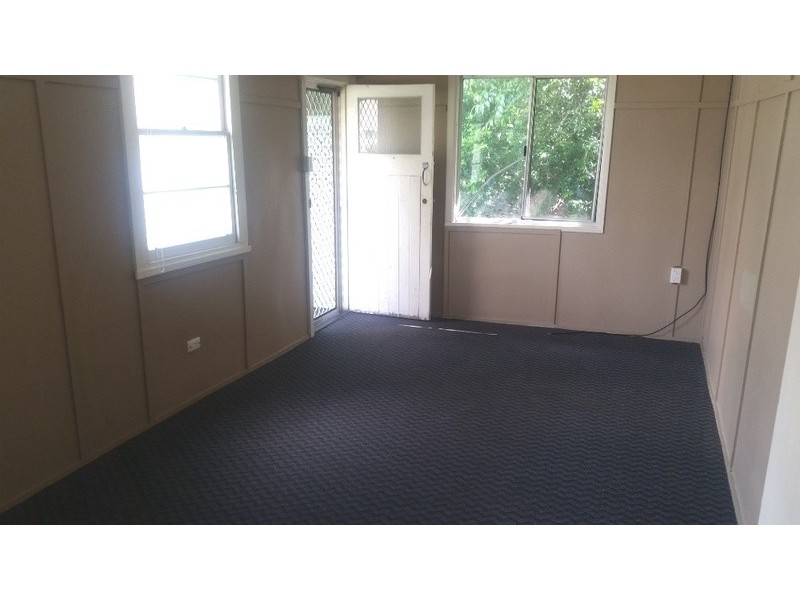 13 Gillian Lane, Southport QLD 4215