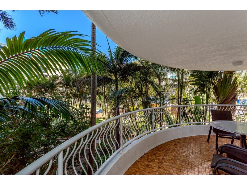 30 Laycock Street, Surfers Paradise QLD 4217