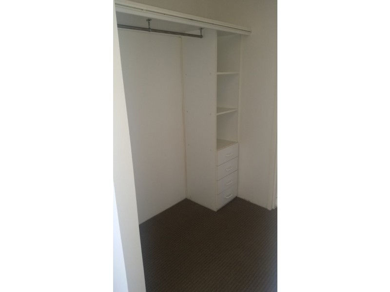 33 Old Burleigh Road, Surfers Paradise QLD 4217
