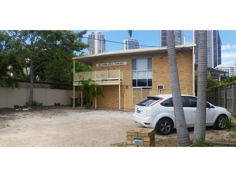 5 Stanhill Drive, Chevron Island QLD 4217